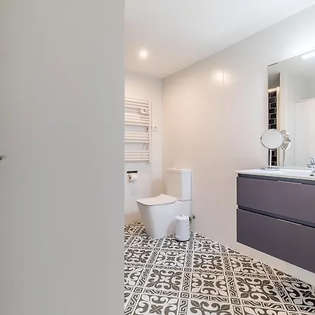 Apartamento Junto A Gran Via Madrid Exterior photo