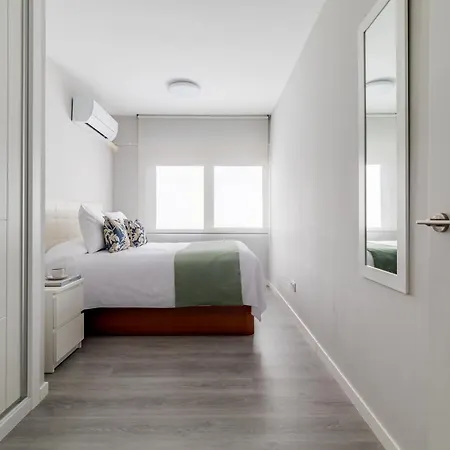 Apartamento Junto A Gran Via Madrid Exterior photo